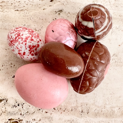 Chokladskal med Belgisk Gourmetchoklad & Lyxig Påskblandning ca. 230 gram