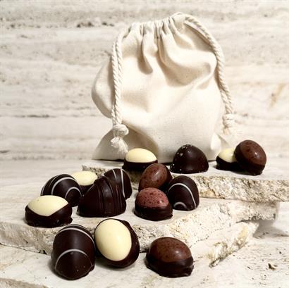 Handgjorda Dessertpåskägg - 18 st. i ekologisk påskpåse