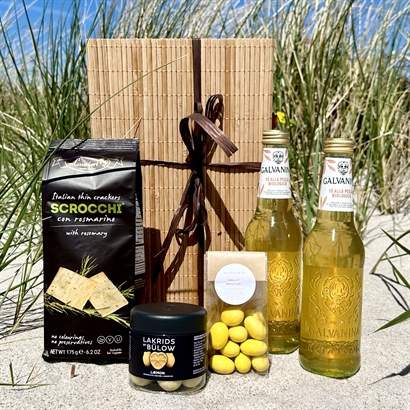 Alkoholfri Sommergave med Økologisk Ice Tea, Bülow lakrids, Amalfimandler og snacks