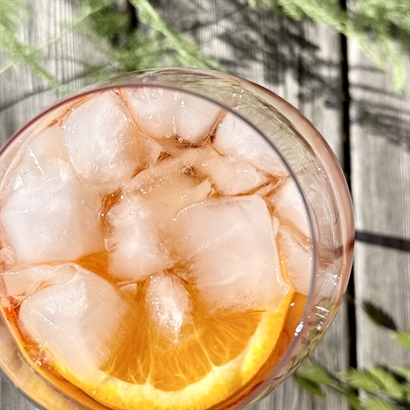 Sommergave Alkoholfri Spritz og snacks i Bambusæske