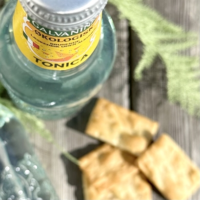 Gin & Tonic Kit med Amalfimandler og lækre Snacks - Sommergave 
