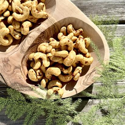 Bambusæske med Alkoholfri Spritz, Italiensk Luksus Chokolade og Cashew Nødder