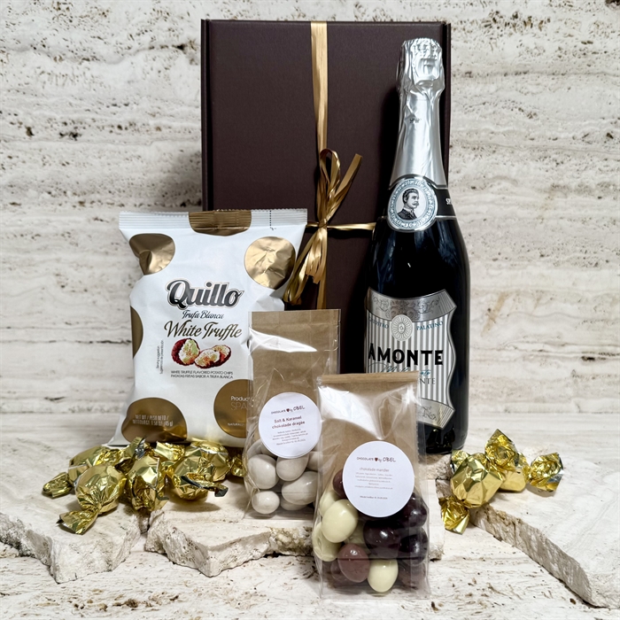 Gavekurv med italiensk Spumante, snacks og chokolade