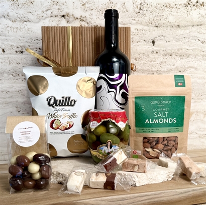 Bambuslåda med Tapas kit spansk rödvin och delikatesser