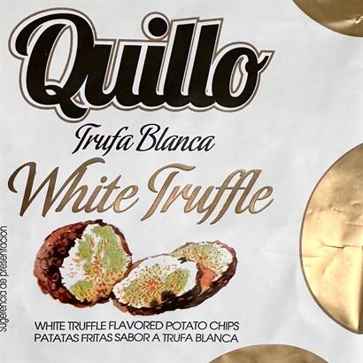 Eksklusiv Vin og chokoladegave med 2 flasker Barolo,1 flaske hvidvin, lækker Chokolade og snacks.