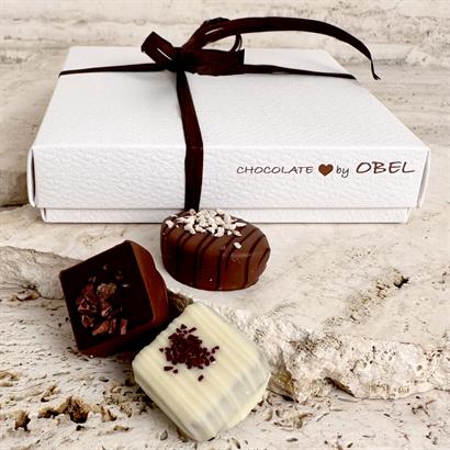 9 Belgiske Gourmet Dessertchokolader i Læderlook Æske