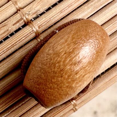25 Belgiske Gourmet Dessertchokolader i Naturfarvet Bambusæske