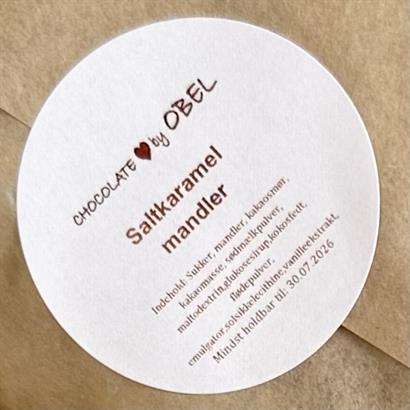Italienske salt & karamel mandler i bambusæske – 450 gram