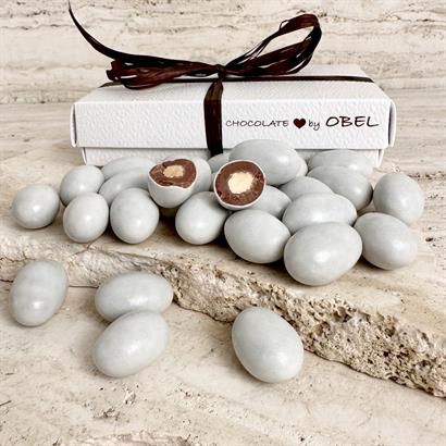 Italienske salt & karamel mandler i hvid chokoladeæske – 160 gram