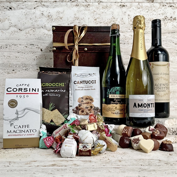 Trækuffert fyldt med Vin, Bobler, snacks & Sødt